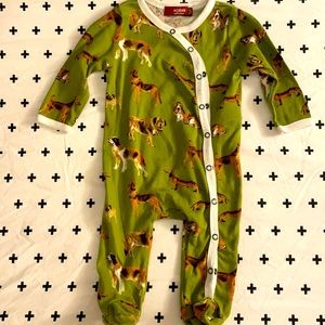 Milkbarn one piece footed set